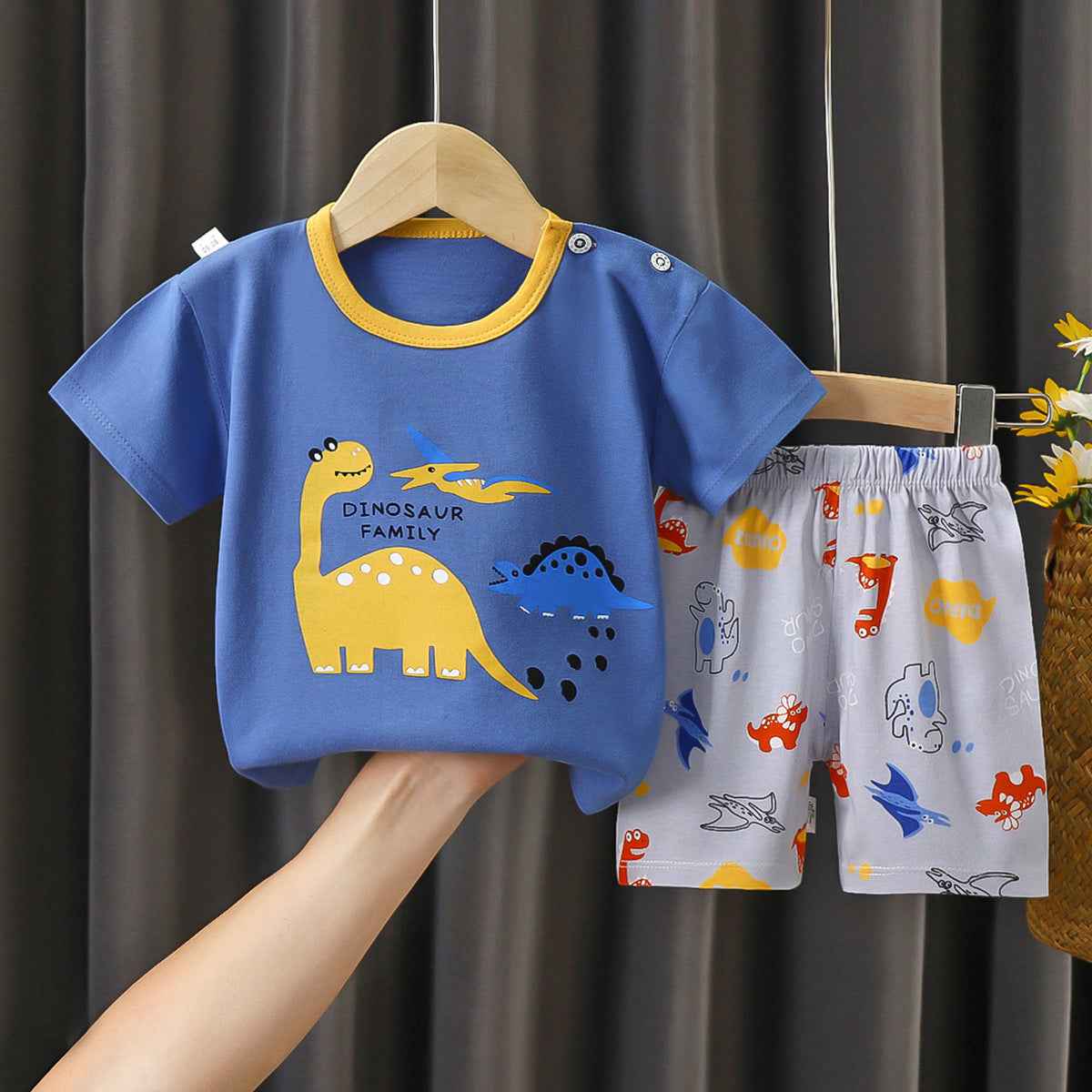 T-Shirt & Short Pants Set for Summer Character Cartoon Print Short Sleeves