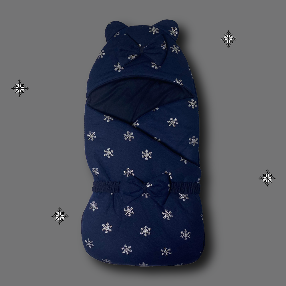 Fancy Dark Blue Snowflake Design Carry Nest