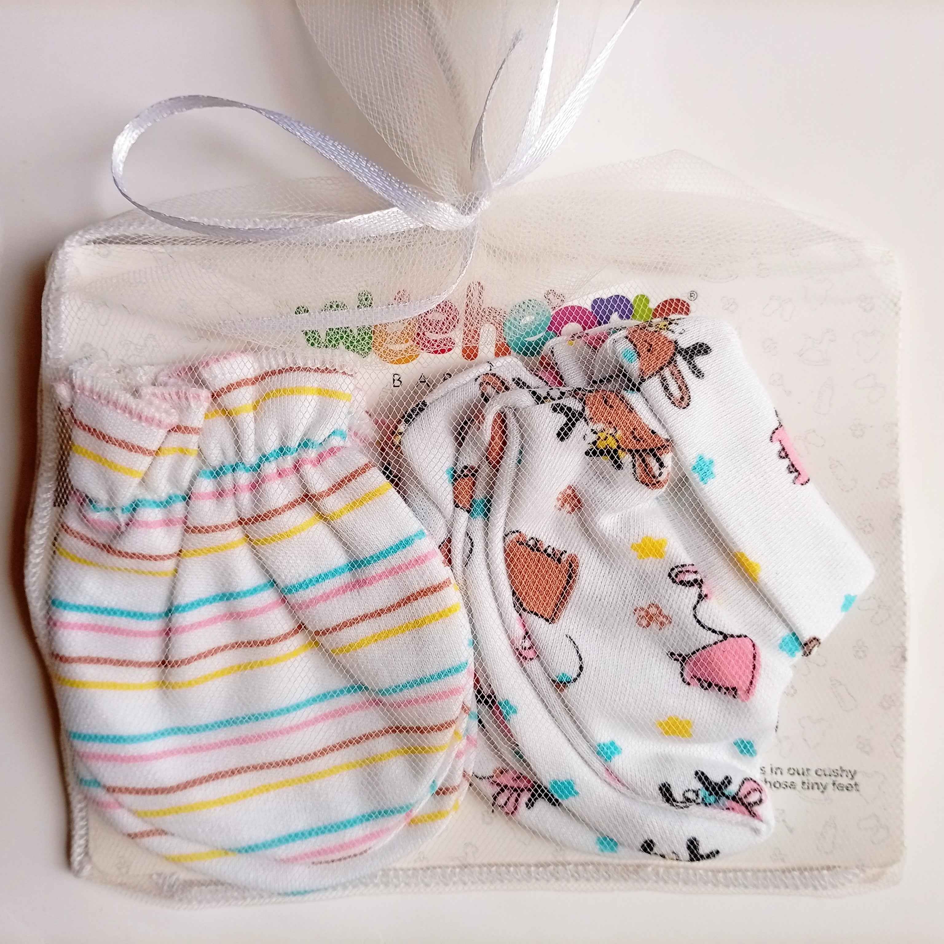 Mix Multicolor Line and Reindeer Print Mittens & Booties
