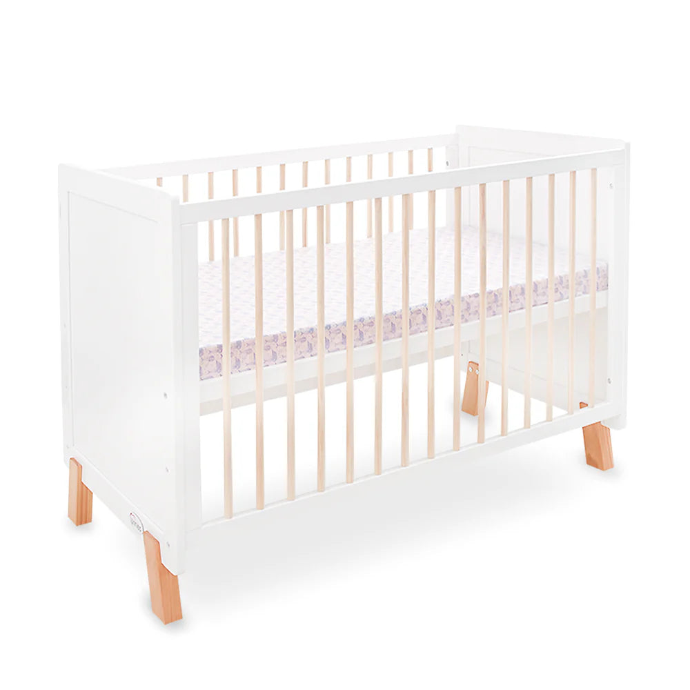TINNIES WOODEN COT W/BED