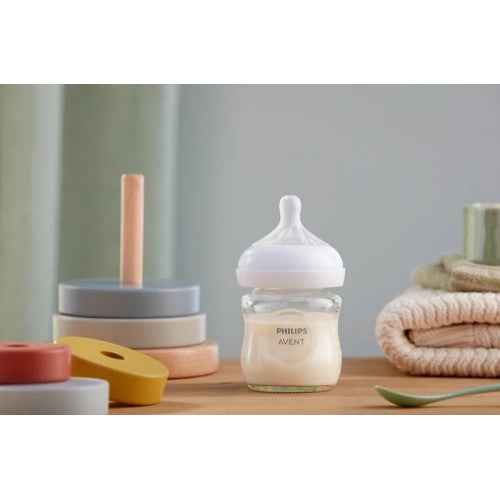 Philips Avent Natural Response Glass Bottle 120ml Bottle (Copy)