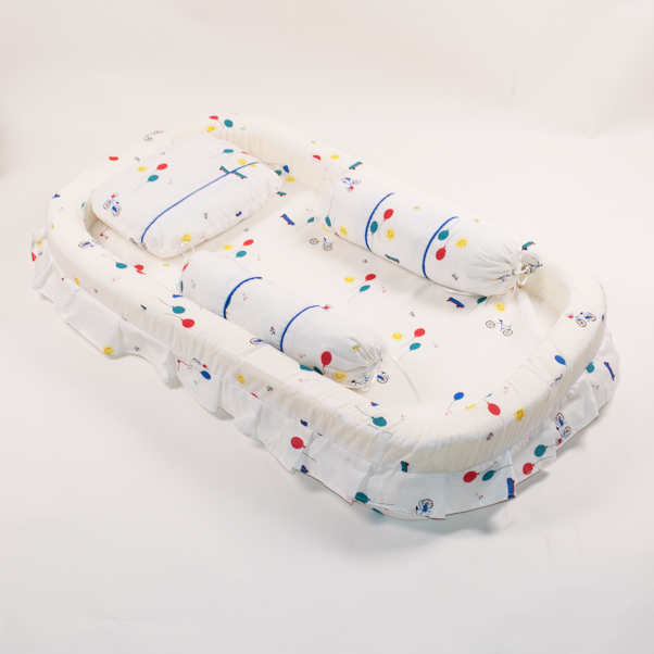 White Printed Snuggle Bed Set With Mosquito Net