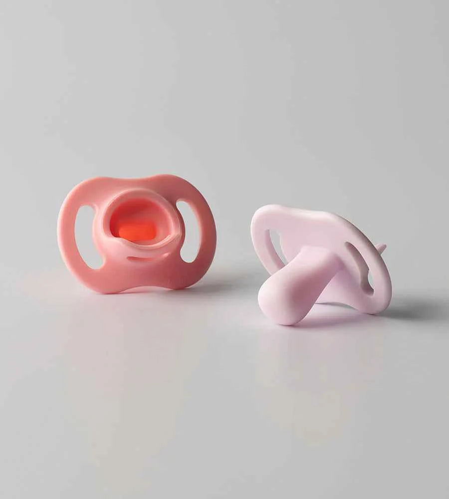 Ultra Light Soothers 0-6M - Tommee Tippee